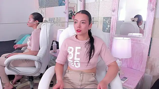 hillary chen online show from 10/25/25, 01:35