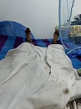 Snapshot of SHIFT1234 chatting on 09/10/25, 04:51 SHIFT1234 online show from 09/10/25, 04:51