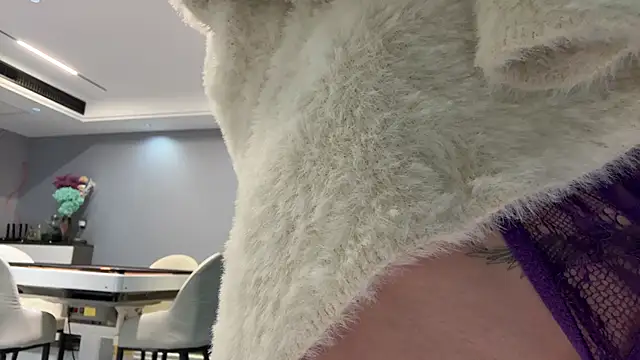 yuer2563 online show from 11/24/25, 02:28