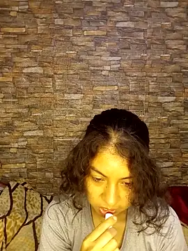 Syndel23 online show from 03/08/26, 01:48