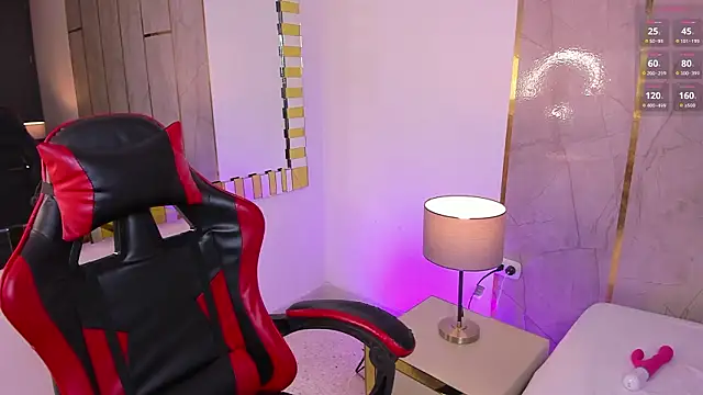 Snapshot of KendallJay chatting on 03/04/26, 09:21 KendallJay online show from 03/04/26, 09:21