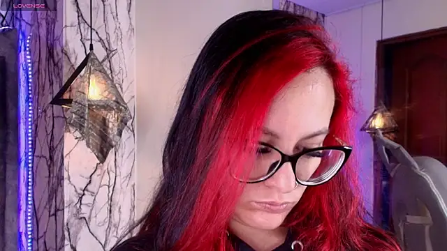 Snapshot of Zami_Escobar_of chatting on 03/11/26, 05:08 Zami Escobar of online show from 03/11/26, 05:08