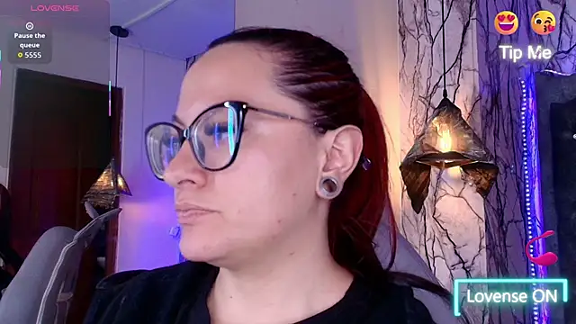 Snapshot of Zami_Escobar_of chatting on 04/06/26, 04:52 Zami Escobar of online show from 04/06/26, 04:52