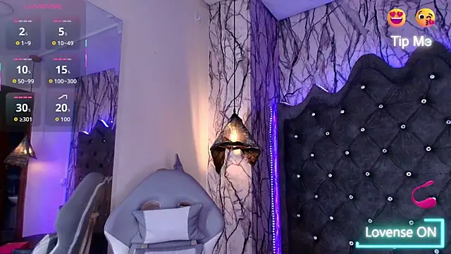 Snapshot of Zami_Escobar_of chatting on 04/08/26, 03:45 Zami Escobar of online show from 04/08/26, 03:45