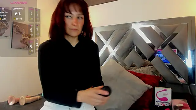 Snapshot of Candy_Hott7 chatting on 11/20/25, 08:30 Candy Hott7 online show from 11/20/25, 08:30