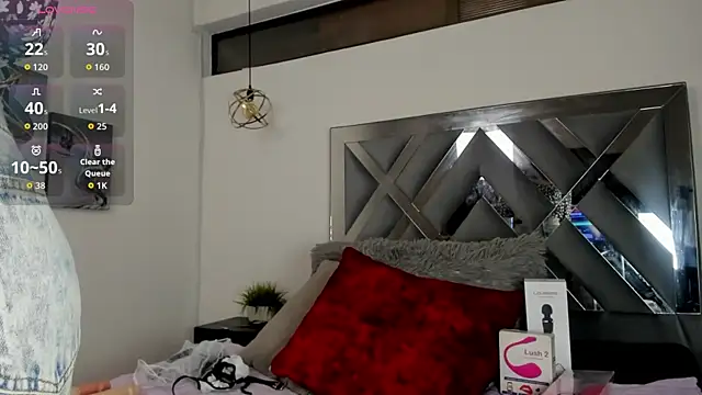 Snapshot of Candy_Hott7 chatting on 11/26/25, 08:32 Candy Hott7 online show from 11/26/25, 08:32