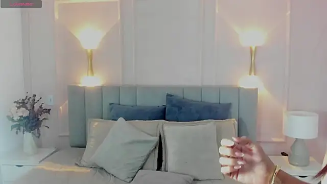 victoria bourne online show from 04/16/26, 09:39