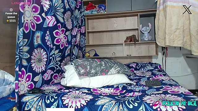 Snapshot of luisafe2025 chatting on 09/30/25, 01:38 luisafe2025 online show from 09/30/25, 01:38