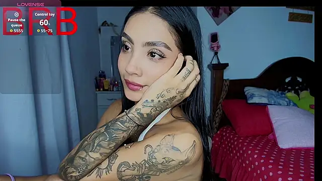 Snapshot of mia_yireth chatting on 12/04/25, 03:10 mia yireth online show from 12/04/25, 03:10