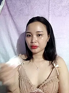 Snapshot of Lili_lovely chatting on 10/01/25, 01:11 Lili lovely online show from 10/01/25, 01:11