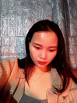 Snapshot of Lili_lovely chatting on 12/02/25, 01:44 Lili lovely online show from 12/02/25, 01:44