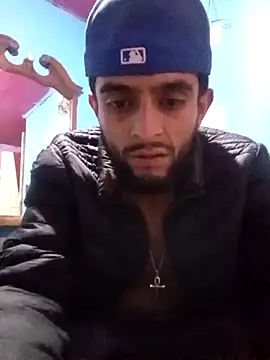 Snapshot of Vergudo19420 chatting on 11/01/25, 07:10 Vergudo19420 online show from 11/01/25, 07:10