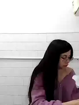 Kylie Rivers online show from 10/03/25, 11:07