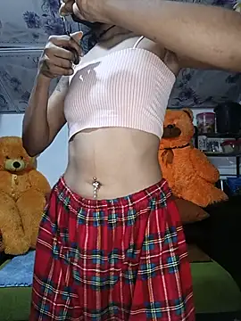Snapshot of emali_baba chatting on 08/03/26, 01:48 emali baba online show from 08/03/26, 01:48
