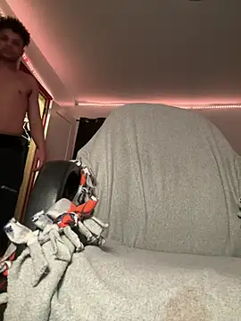 Snapshot of Troydaddy578 chatting on 03/28/26, 05:18 Troydaddy578 online show from 03/28/26, 05:18