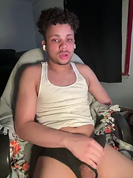 Snapshot of Troydaddy578 chatting on 04/14/26, 03:23 Troydaddy578 online show from 04/14/26, 03:23