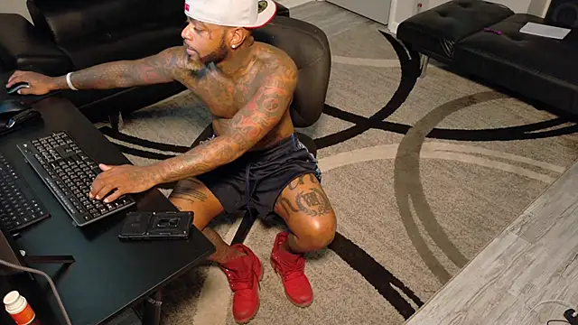 SLANGONDEMHOES online show from 09/20/25, 05:36