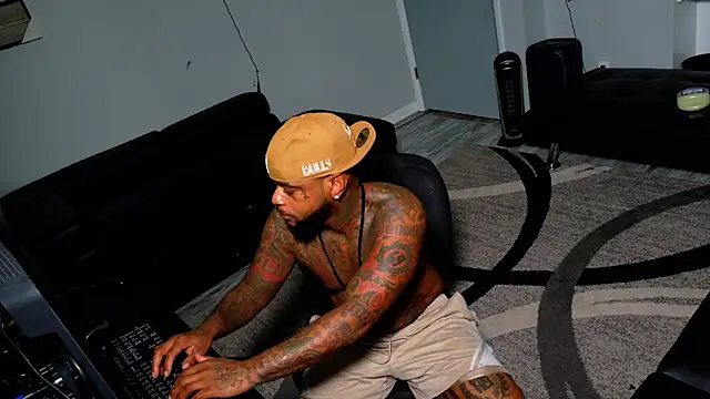 Snapshot of SLANGONDEMHOES chatting on 01/31/26, 07:11 SLANGONDEMHOES online show from 01/31/26, 07:11