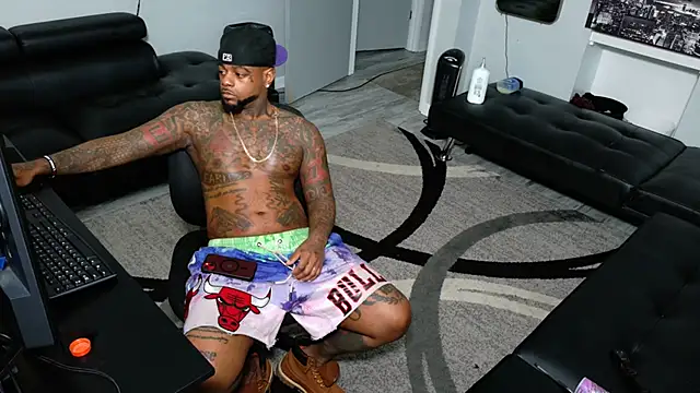 Snapshot of SLANGONDEMHOES chatting on 03/13/26, 04:46 SLANGONDEMHOES online show from 03/13/26, 04:46