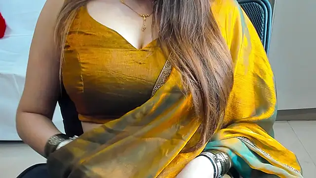 Snapshot of Shawtty_Girl chatting on 10/26/25, 06:25 Shawtty Girl online show from 10/26/25, 06:25