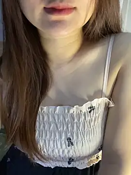 Hinne07 online show from 12/23/25, 07:28