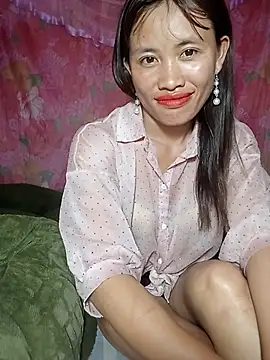 Snapshot of rubi_bae chatting on 06/28/26, 12:27 rubi bae online show from 06/28/26, 12:27