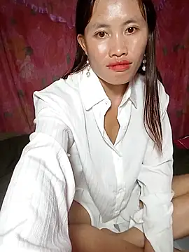 Snapshot of rubi_bae chatting on 07/26/26, 12:34 rubi bae online show from 07/26/26, 12:34