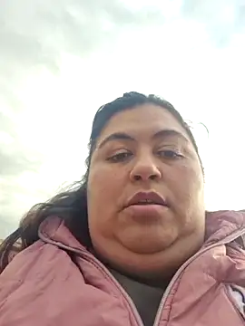 Snapshot of curvy_diva_ chatting on 11/19/25, 09:59 curvy diva online show from 11/19/25, 09:59