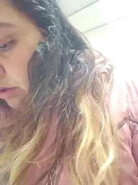 Snapshot of curvy_diva_ chatting on 11/20/25, 10:31 curvy diva online show from 11/20/25, 10:31