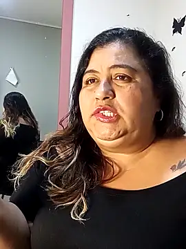 curvy diva  online show from 01/06/26, 09:02