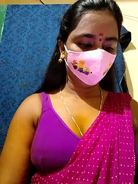 mini-queen online show from 09/12/25, 11:10