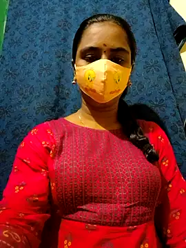 mini-queen online show from 10/04/25, 07:34