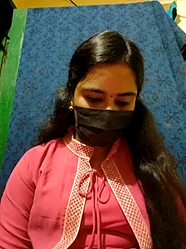 mini-queen online show from 10/12/25, 09:52