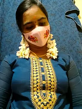 mini-queen online show from 01/07/26, 12:18