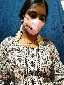 mini-queen online show from 01/18/26, 12:20