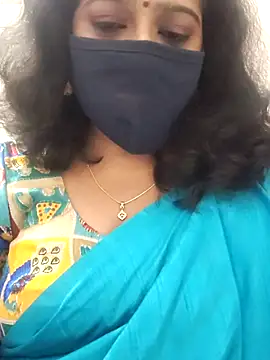 Snapshot of saritha29 chatting on 09/21/25, 11:01 saritha29 online show from 09/21/25, 11:01