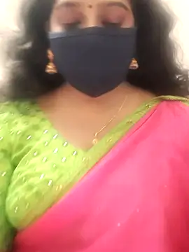 Snapshot of saritha29 chatting on 11/02/25, 12:40 saritha29 online show from 11/02/25, 12:40