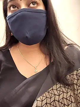 Snapshot of saritha29 chatting on 12/17/25, 05:57 saritha29 online show from 12/17/25, 05:57