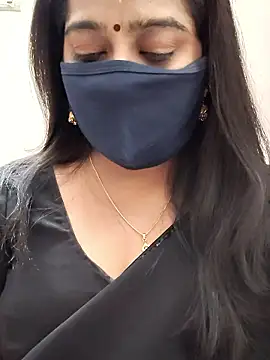 Snapshot of saritha29 chatting on 01/11/26, 04:45 saritha29 online show from 01/11/26, 04:45