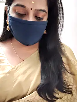 Snapshot of saritha29 chatting on 03/27/26, 05:01 saritha29 online show from 03/27/26, 05:01