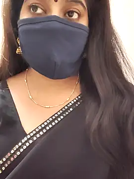 Snapshot of saritha29 chatting on 07/18/26, 04:55 saritha29 online show from 07/18/26, 04:55