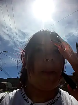 snow belle online show from 11/27/25, 03:14