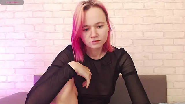 Ericha Stone online show from 10/29/25, 02:47