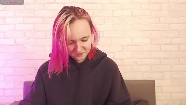 Ericha Stone online show from 11/13/25, 08:13