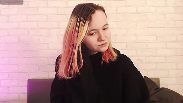 Ericha Stone online show from 03/15/26, 01:33