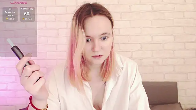 Ericha Stone online show from 04/07/26, 08:15