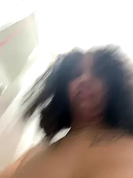 StylishEchium online show from 12/16/25, 07:13