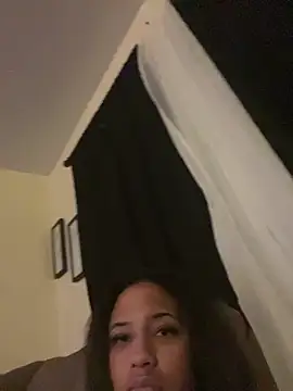 StylishEchium online show from 03/03/26, 05:02