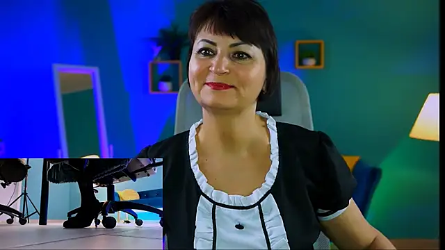 HelenBeler online show from 11/30/25, 05:33