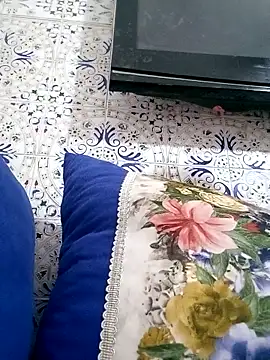 Snapshot of Mayamimi chatting on 09/09/25, 12:05 Mayamimi online show from 09/09/25, 12:05